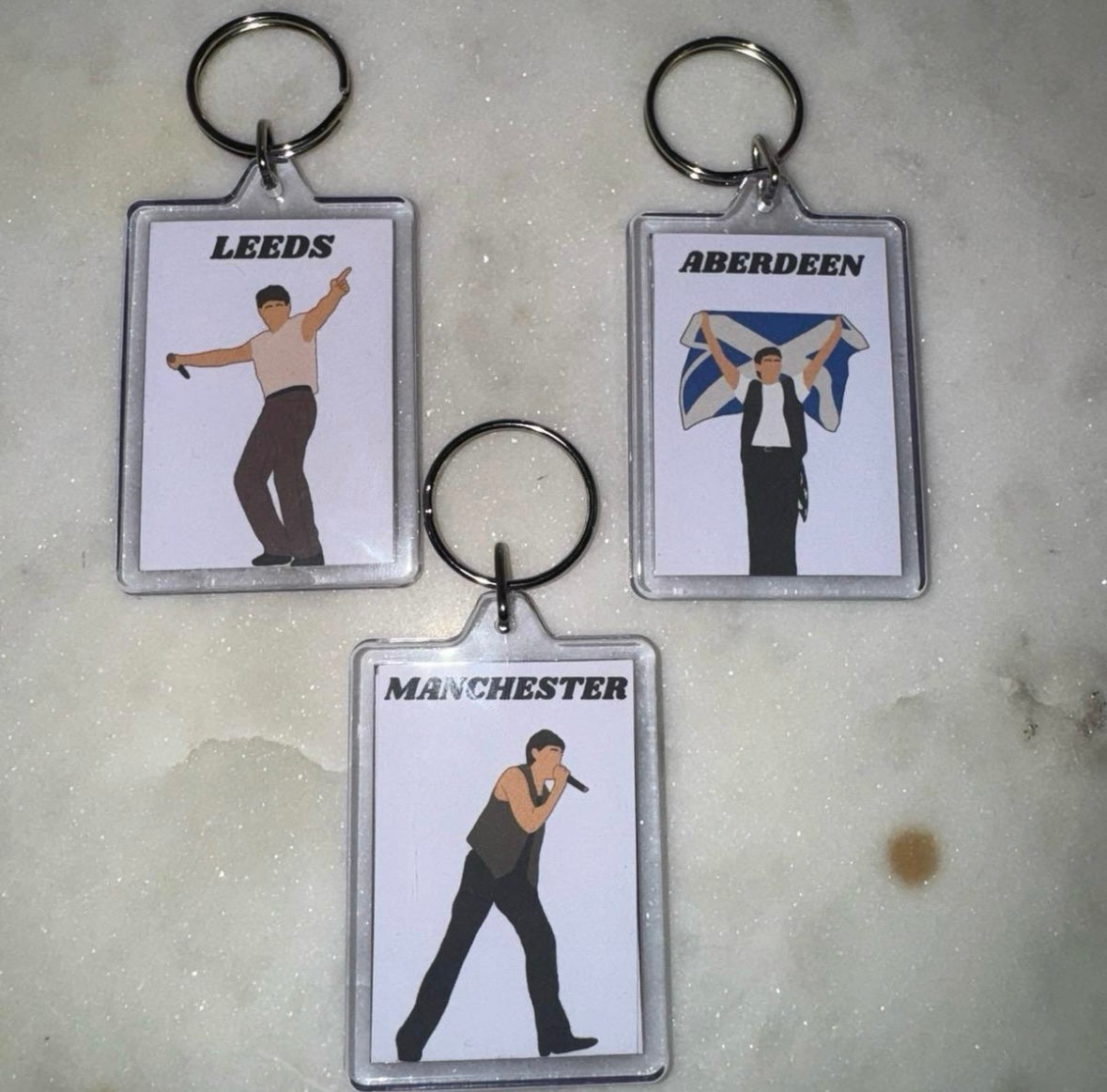 Louis Tomlinson ‘Faith in the Future’  inspired keyrings