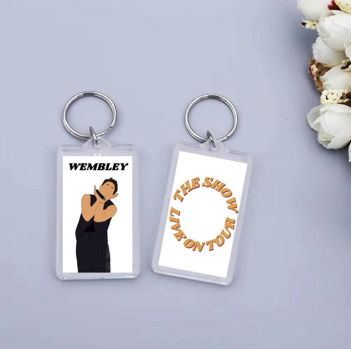 Niall Horan ‘The Show Live On Tour’ inspired keyrings